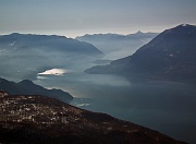 54 Riflessi pomeridiani sul lago...